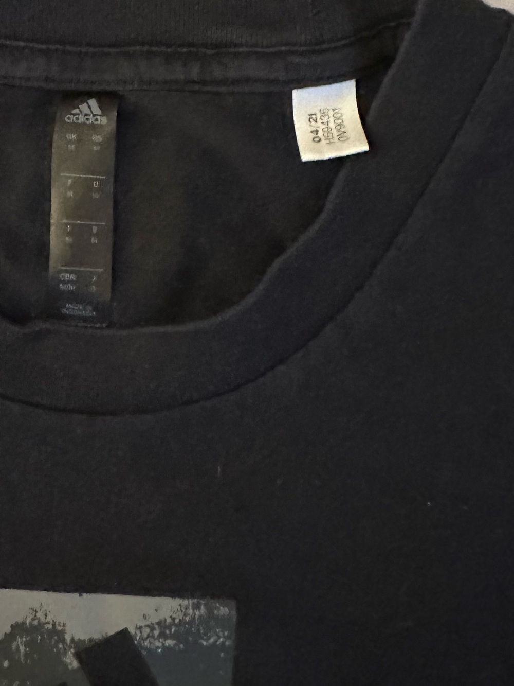 🖤 Adidas Black Graphic Performance Tee Men’s Size L Athletic Casual Active Top - Picture 6 of 8